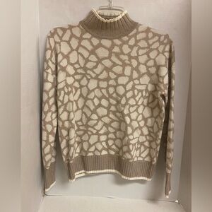 Vineyard Vines Tan and Cream Patterned Turtleneck Sweater/ Merino Cashmere Blend